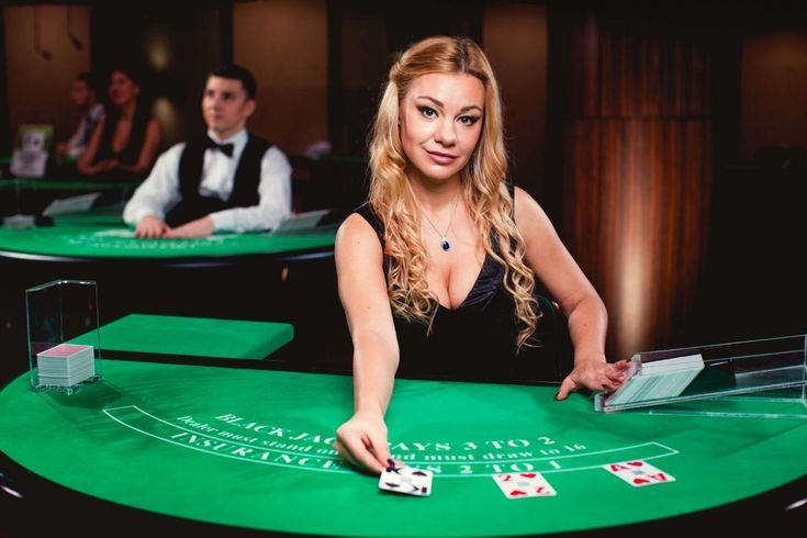 LuckyHour پاکستان ریئل منی گیمز